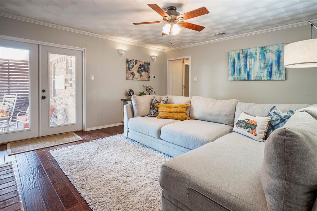 Floyd Terrace - Residential Lease