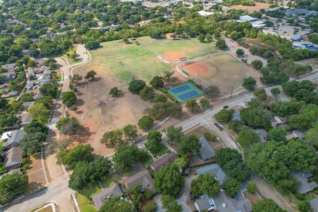 Floyd Terrace - Residential Lease