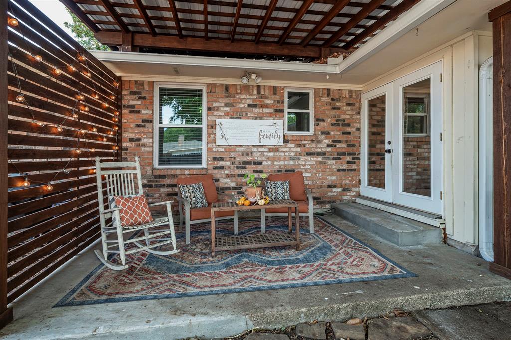 Floyd Terrace - Residential Lease