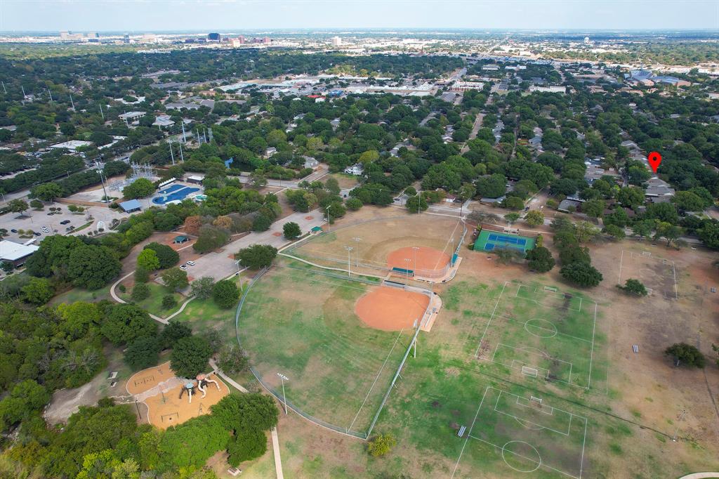 Floyd Terrace - Residential Lease