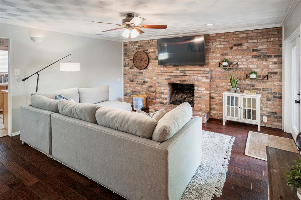 Floyd Terrace - Residential Lease