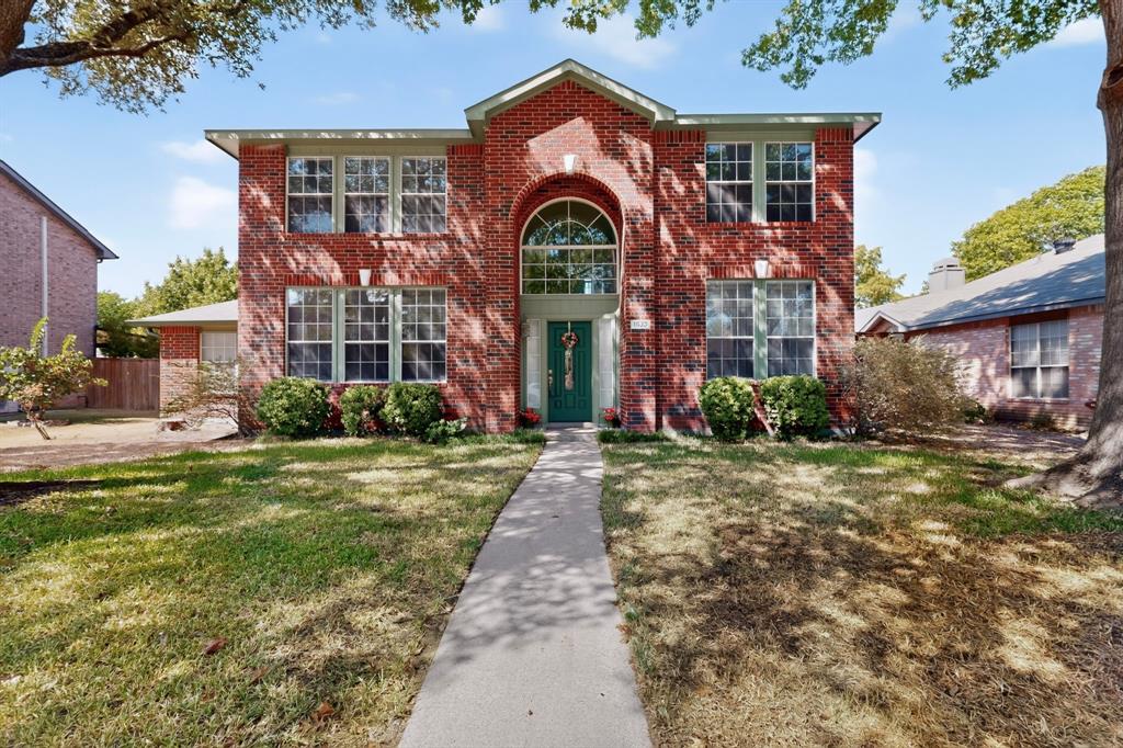 1533 Rustic Trail