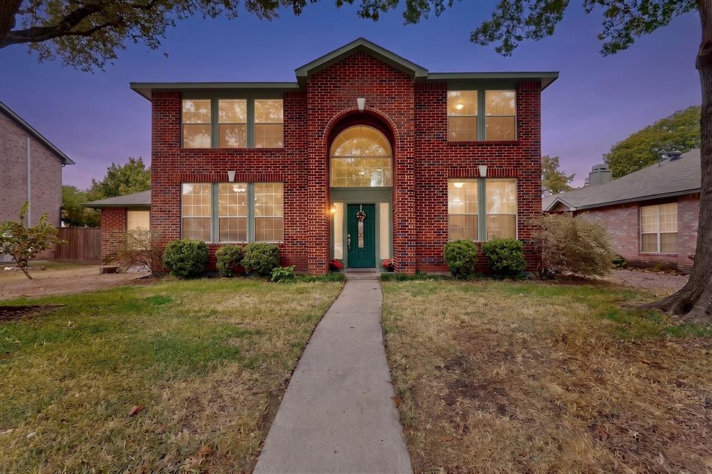 1533 Rustic Trail