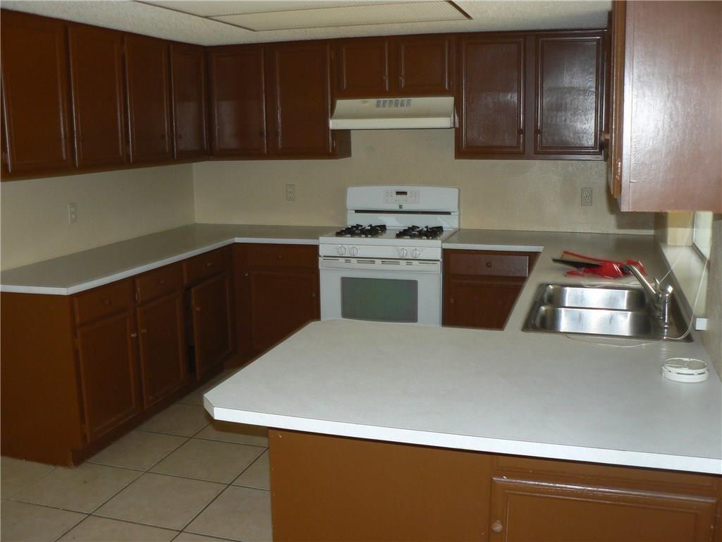 Hampton Place Estates - Residential Lease