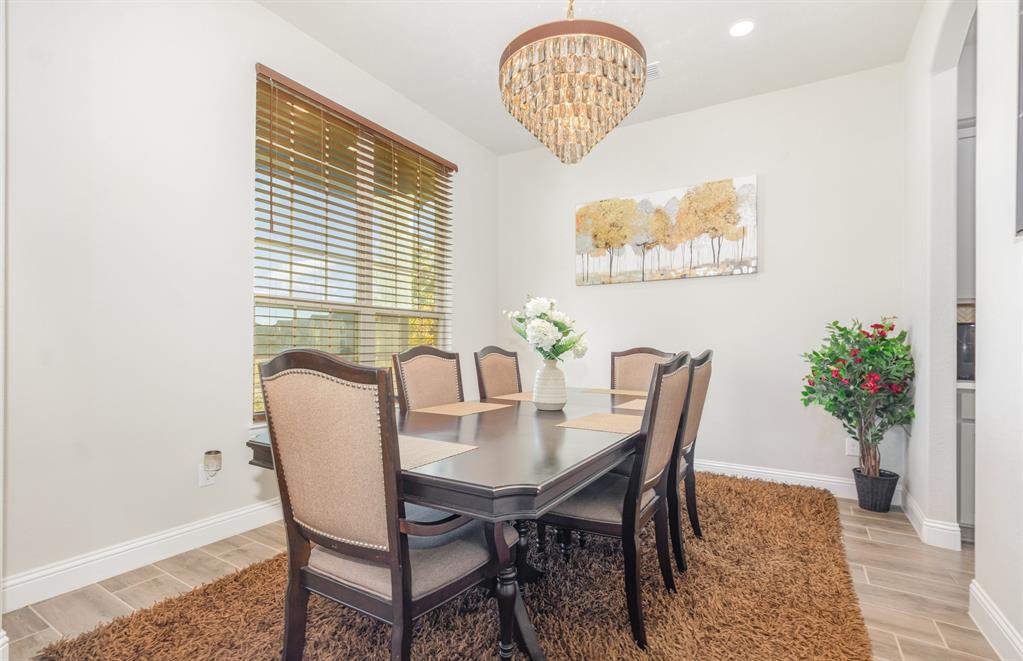 2923 Grand Lookout Lane