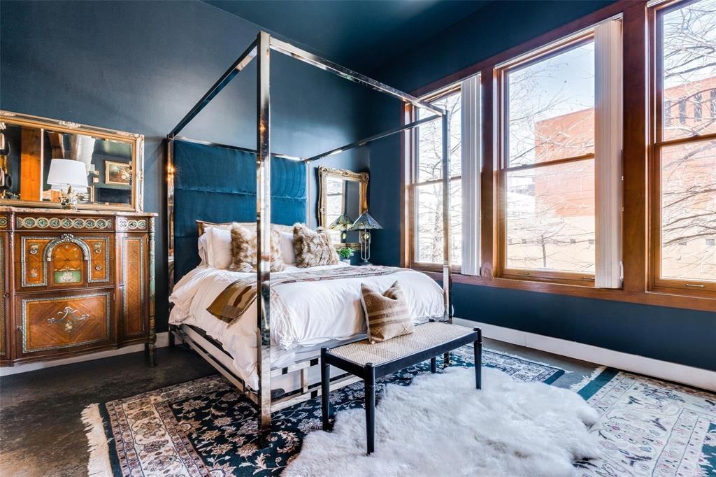 Live Oak Lofts Condo - Residential