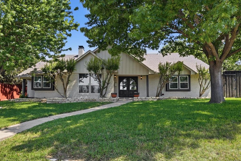 2625 Ramblewood Drive
