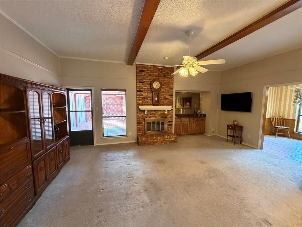 910 Village Green Drive