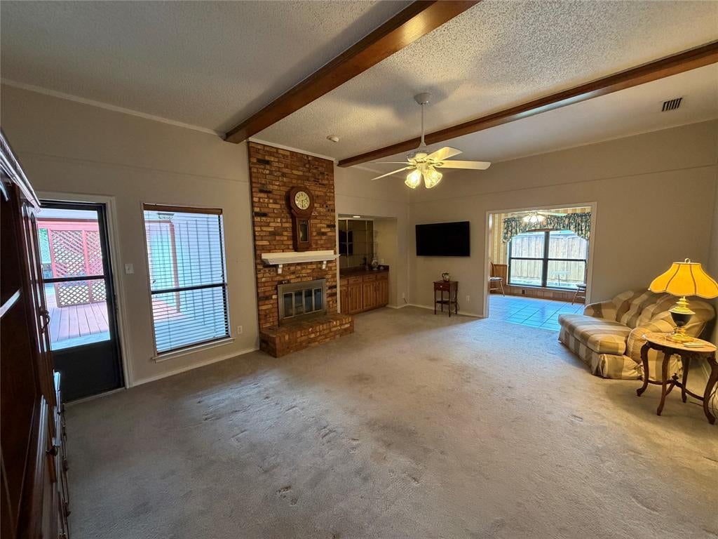 910 Village Green Drive