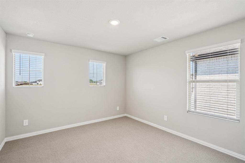 SOUTHRIDGE PHASE 2B - Residential Lease