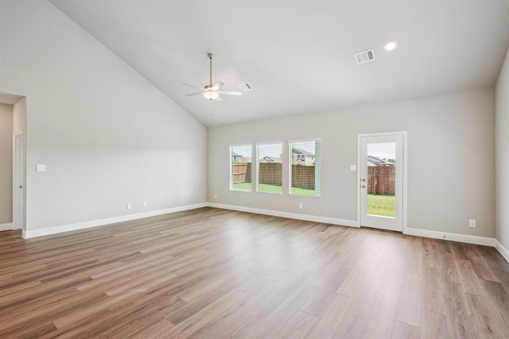 SOUTHRIDGE PHASE 2B - Residential Lease