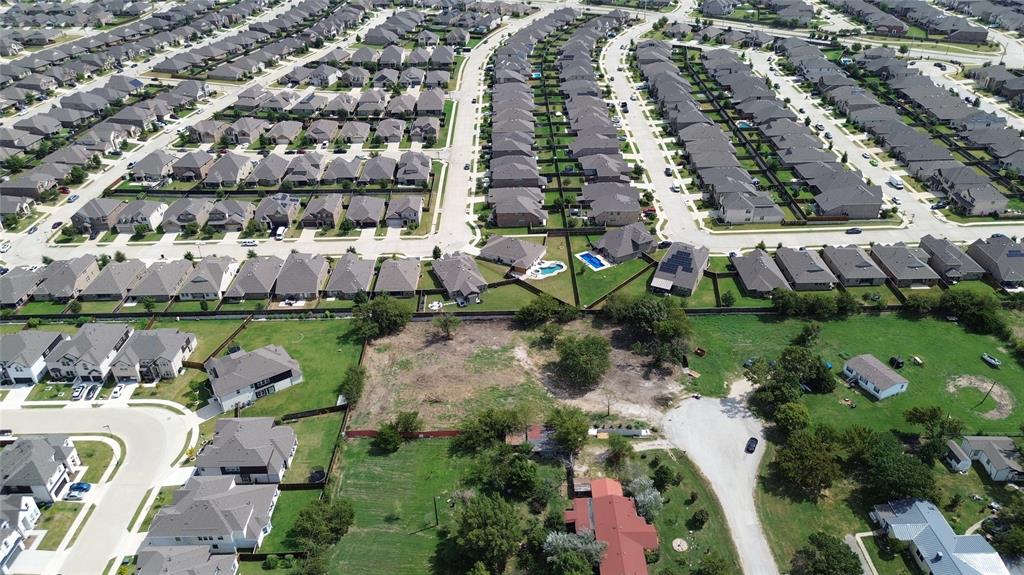 24041 Countryview Drive