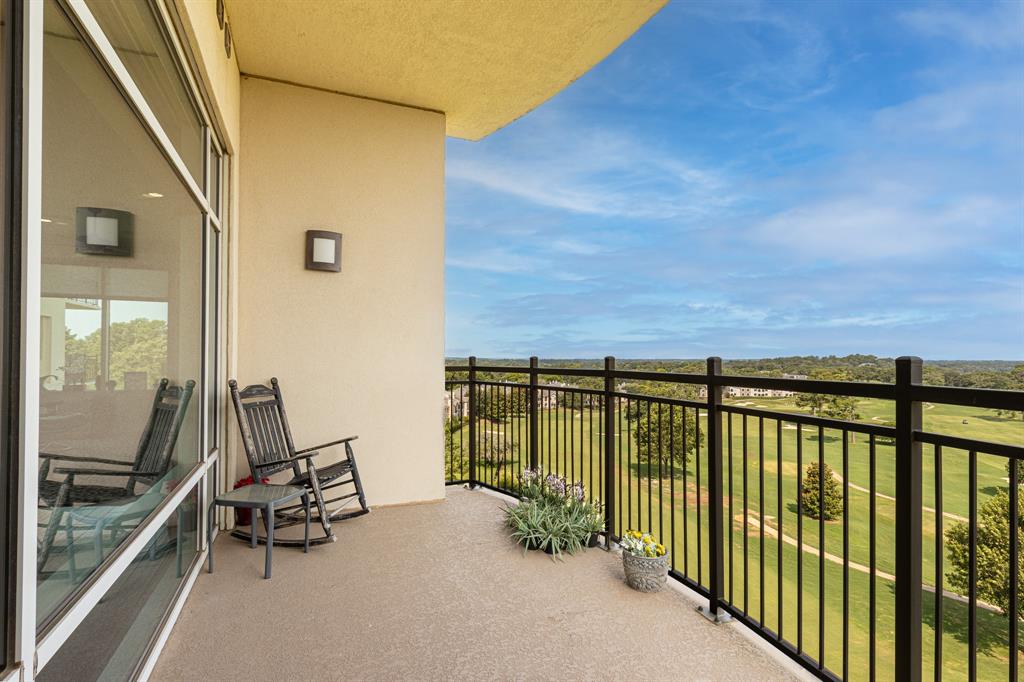 Stretford Cascades Condos - Residential