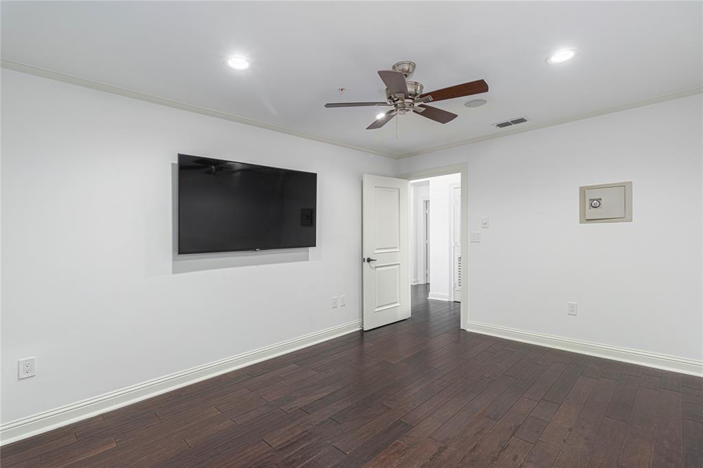 Stretford Cascades Condos - Residential