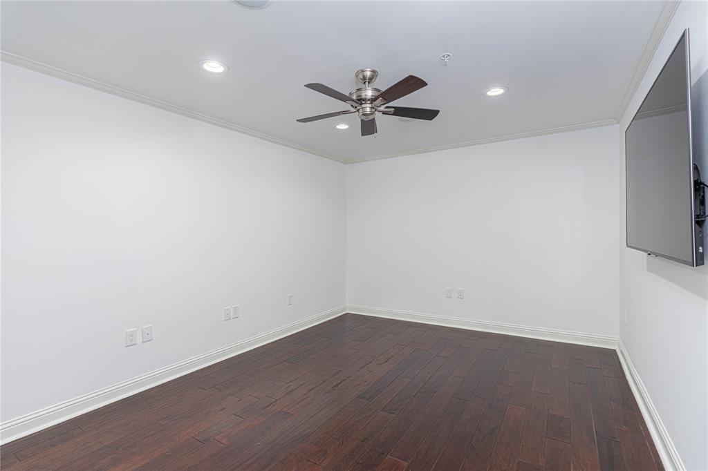 Stretford Cascades Condos - Residential