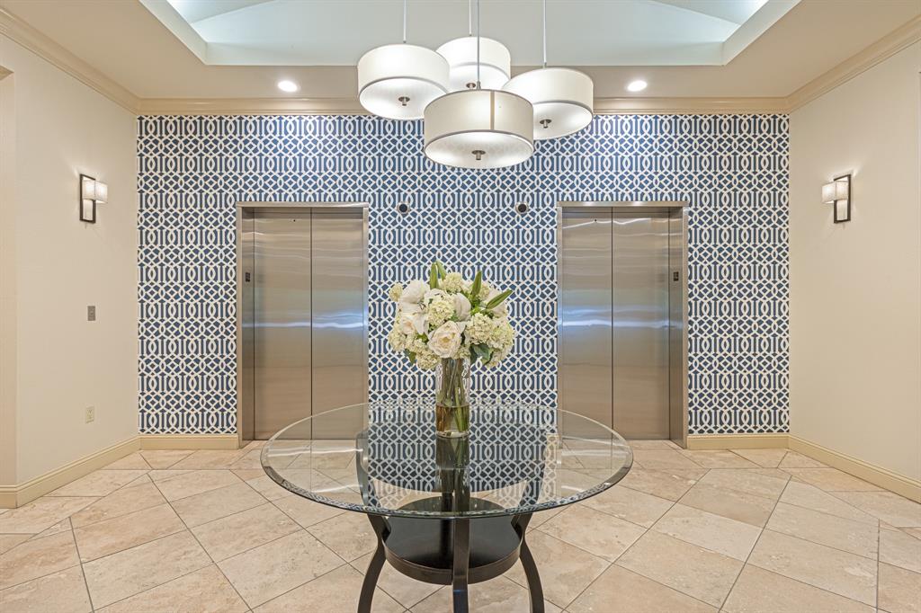 Stretford Cascades Condos - Residential