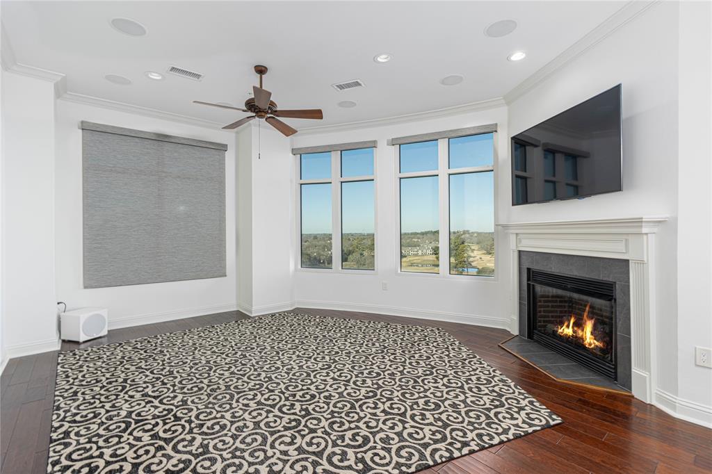 Stretford Cascades Condos - Residential