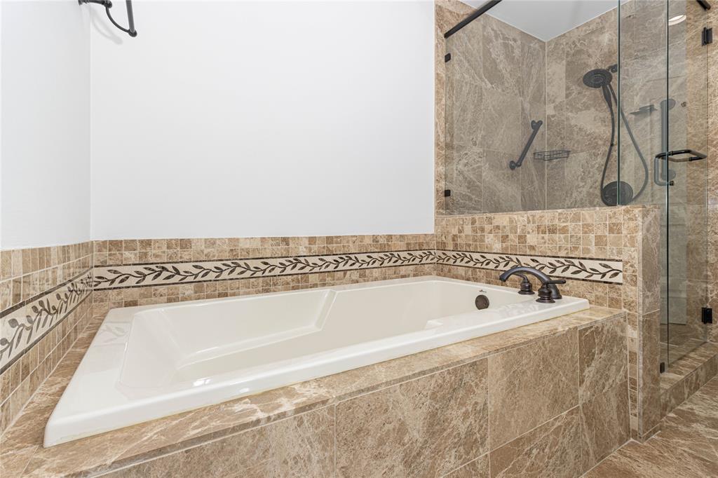 Stretford Cascades Condos - Residential