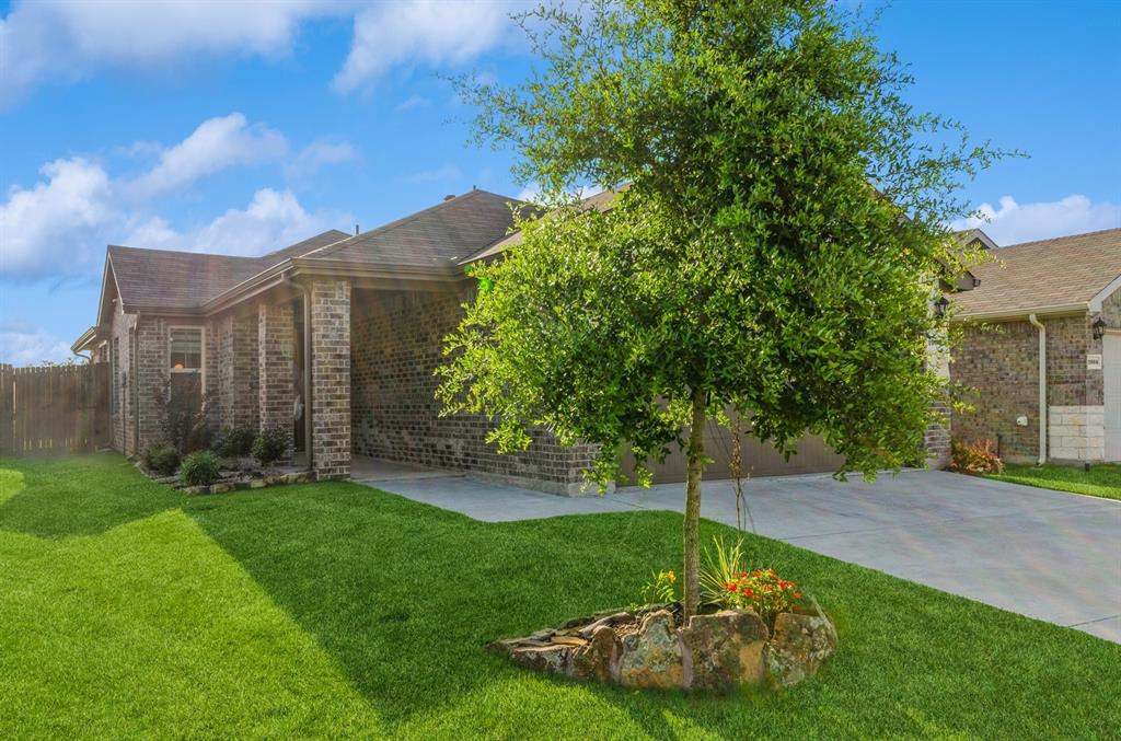 1906 Bailer Way