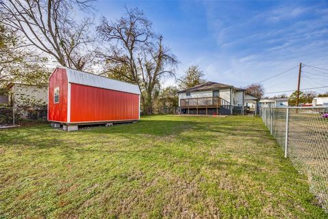 A home in Farmersville