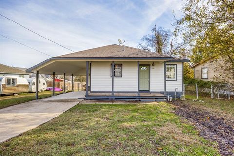 A home in Farmersville