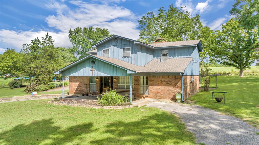 1368 County Road 2206