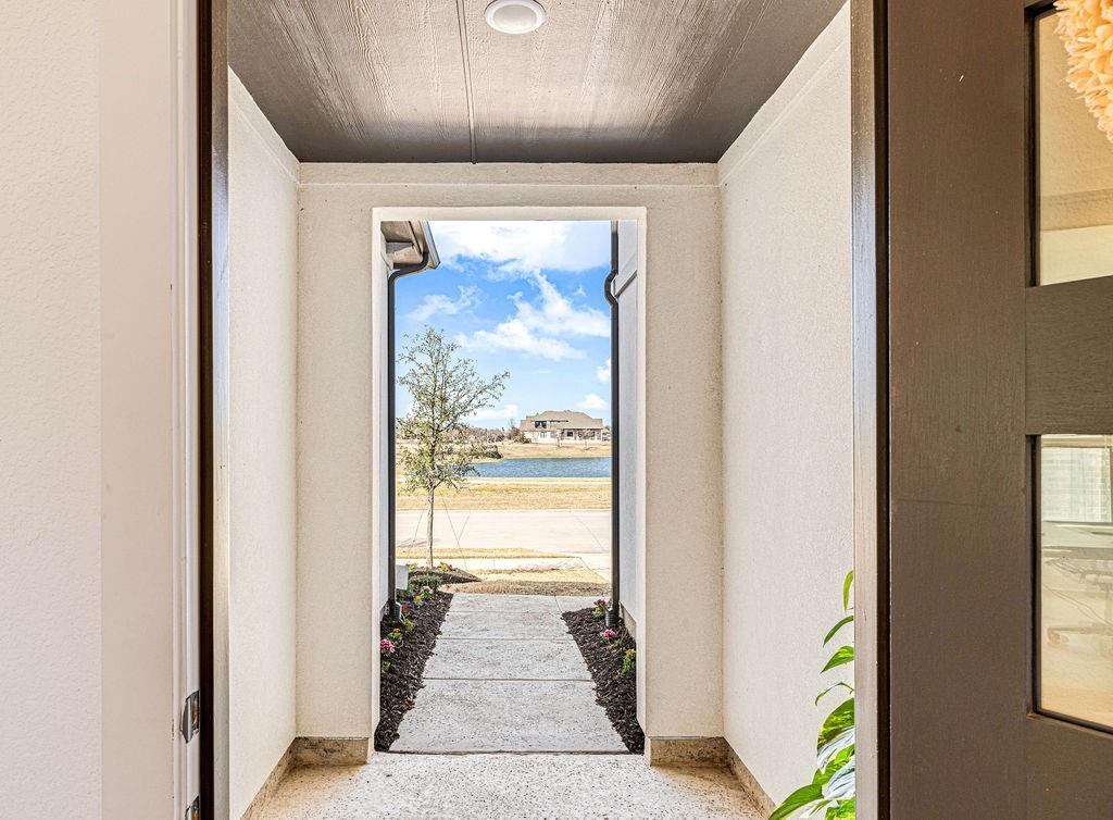 1544 Vermillion Drive