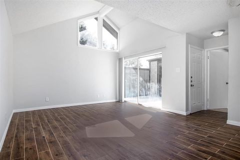 MLS: 20874103