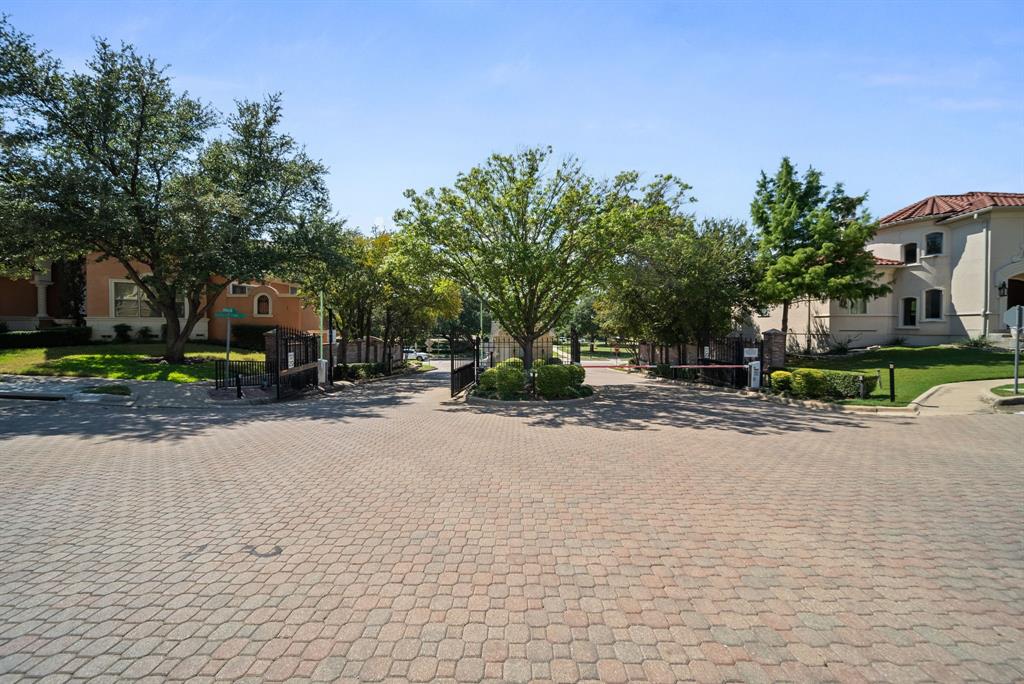 University Park 01 - Residential