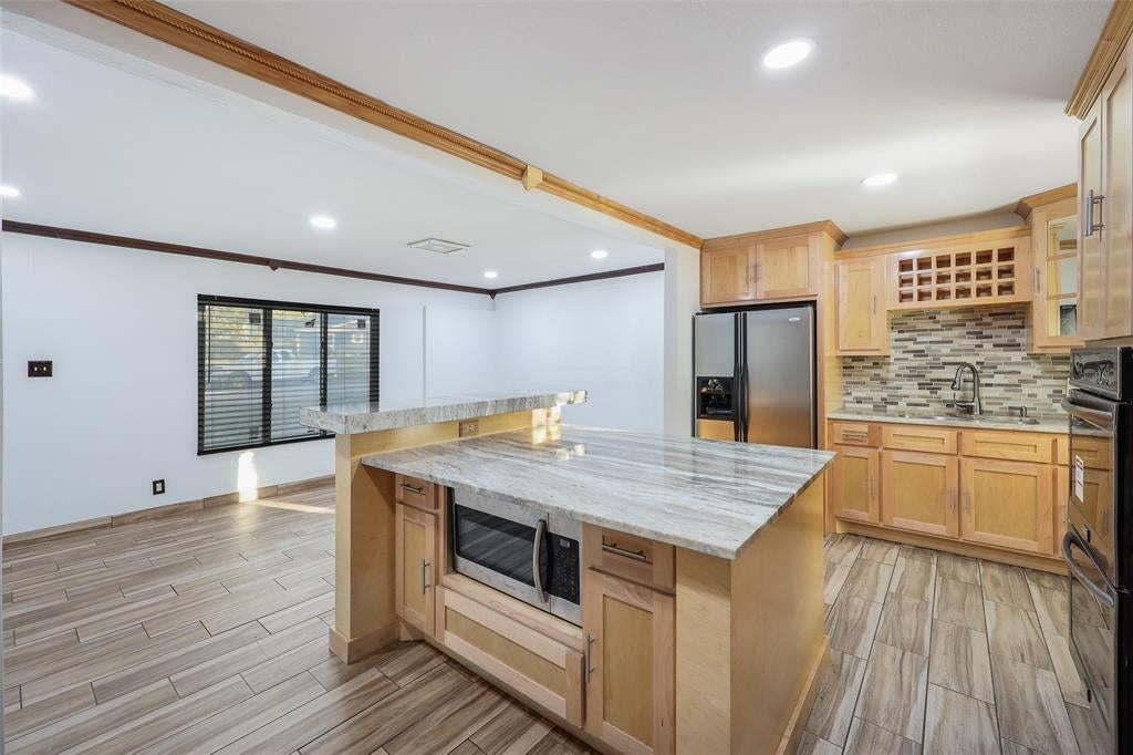 17 Macarthur Drive