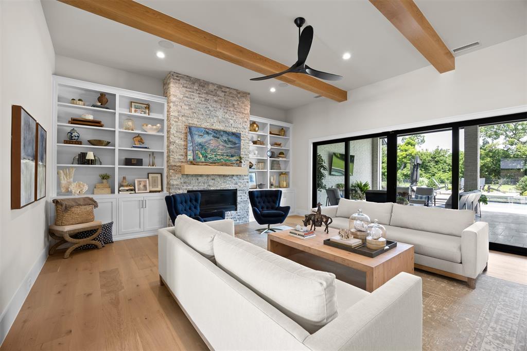 2032 Honey Lane