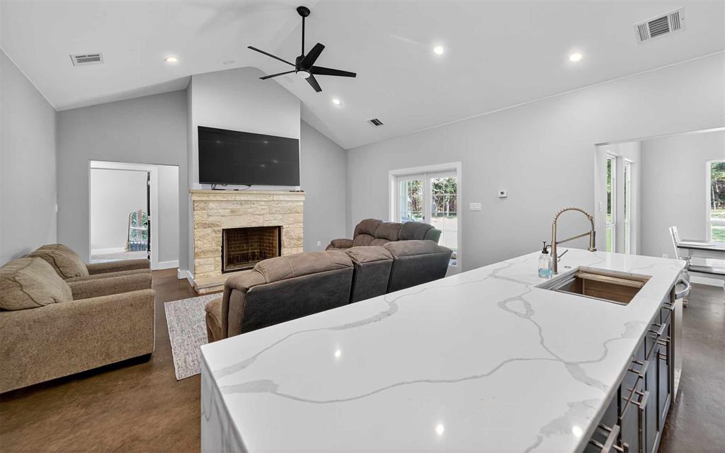 J Salley Surv Abs #702 - Residential