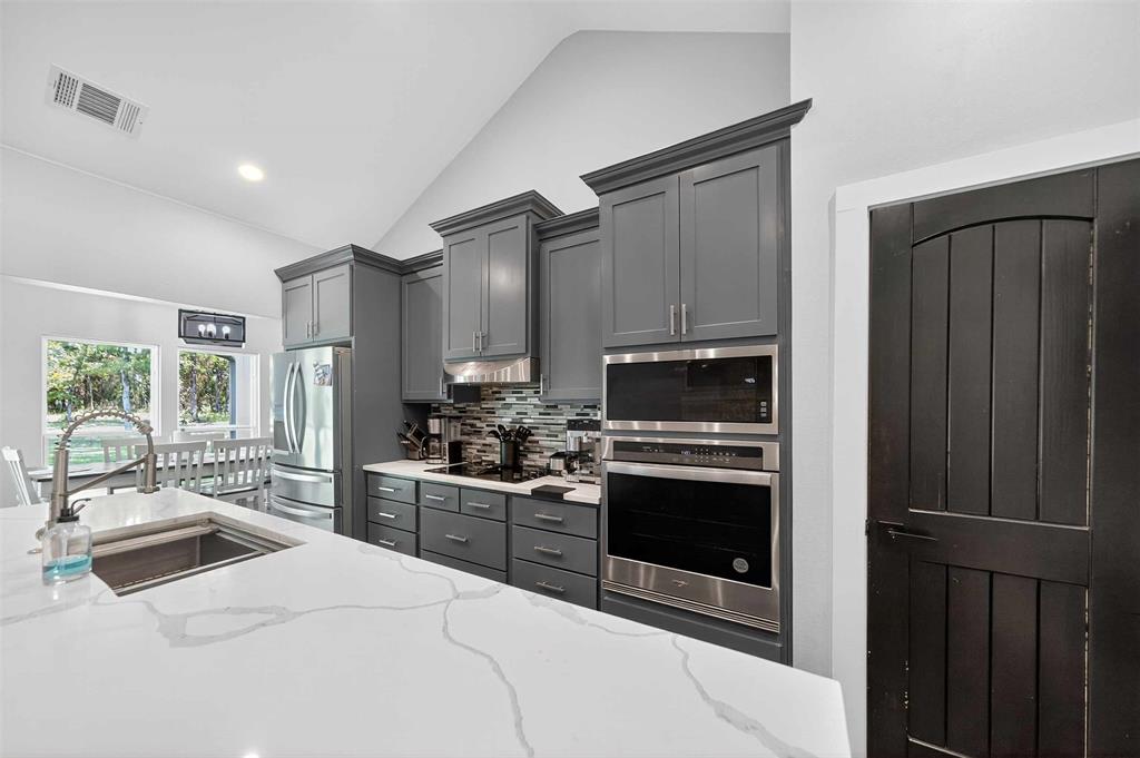 J Salley Surv Abs #702 - Residential