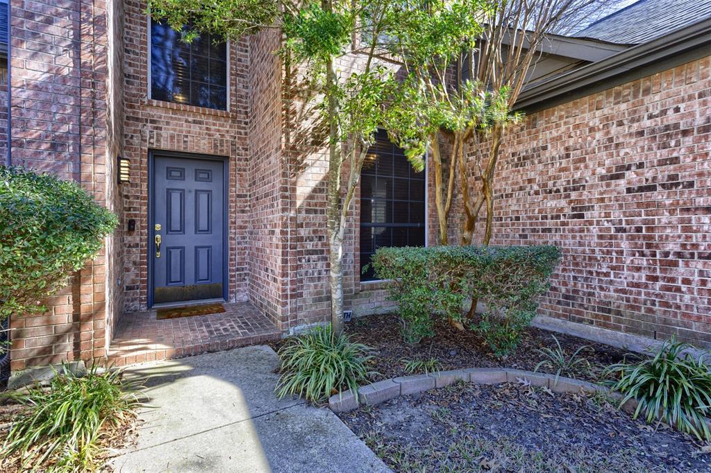 3306 Harbor Pointe Drive