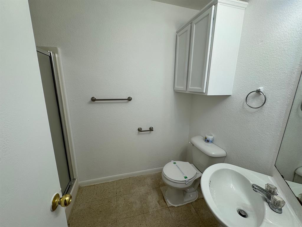 Broadmoor Add - Residential Income