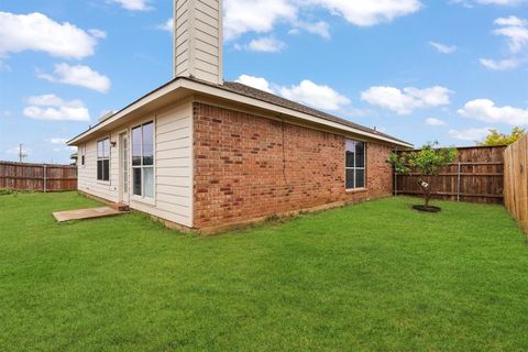 A home in Crowley