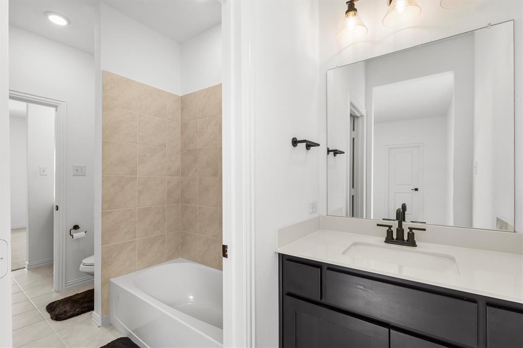 Sachse, Texas 75048, United States, 4 Bedrooms Bedrooms, ,4 BathroomsBathrooms,Residential,Active,225226