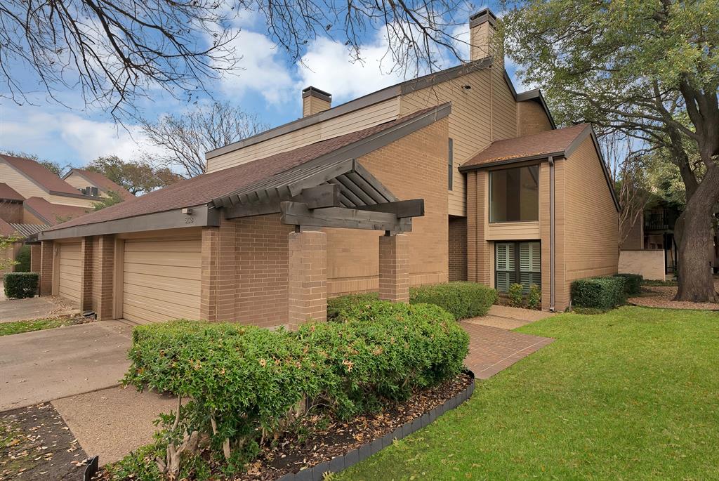 Lakes of Bent Tree Condo - Residential