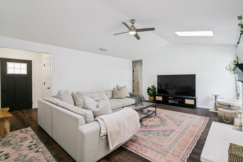 6823 Sharps Drive