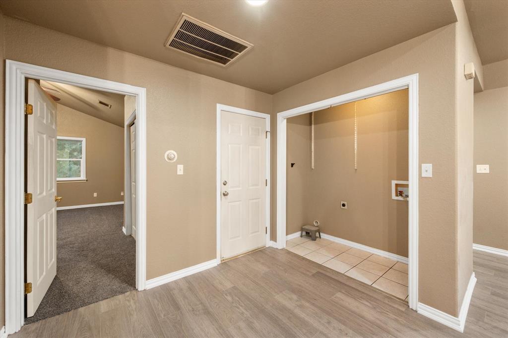 Mattie Caston Shores III - Residential