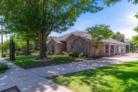 A home in Rowlett