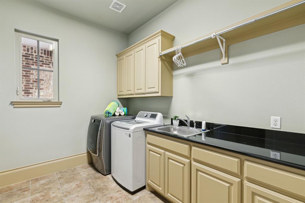 Bella Lago - Residential
