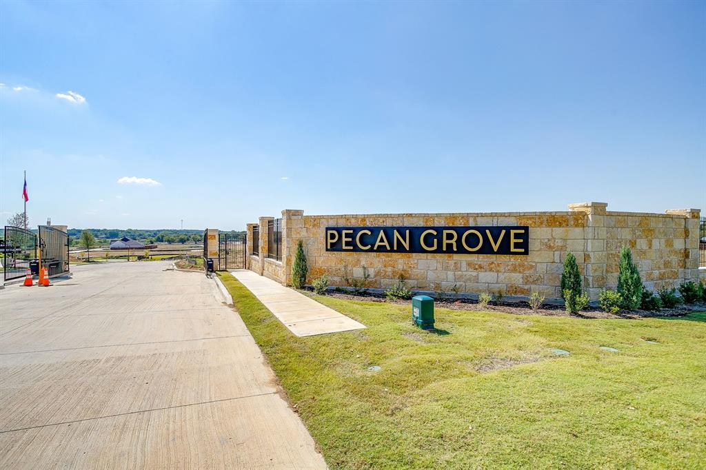 Pecan Grove - Residential