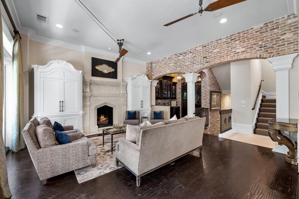 Brownstones 02 - Residential