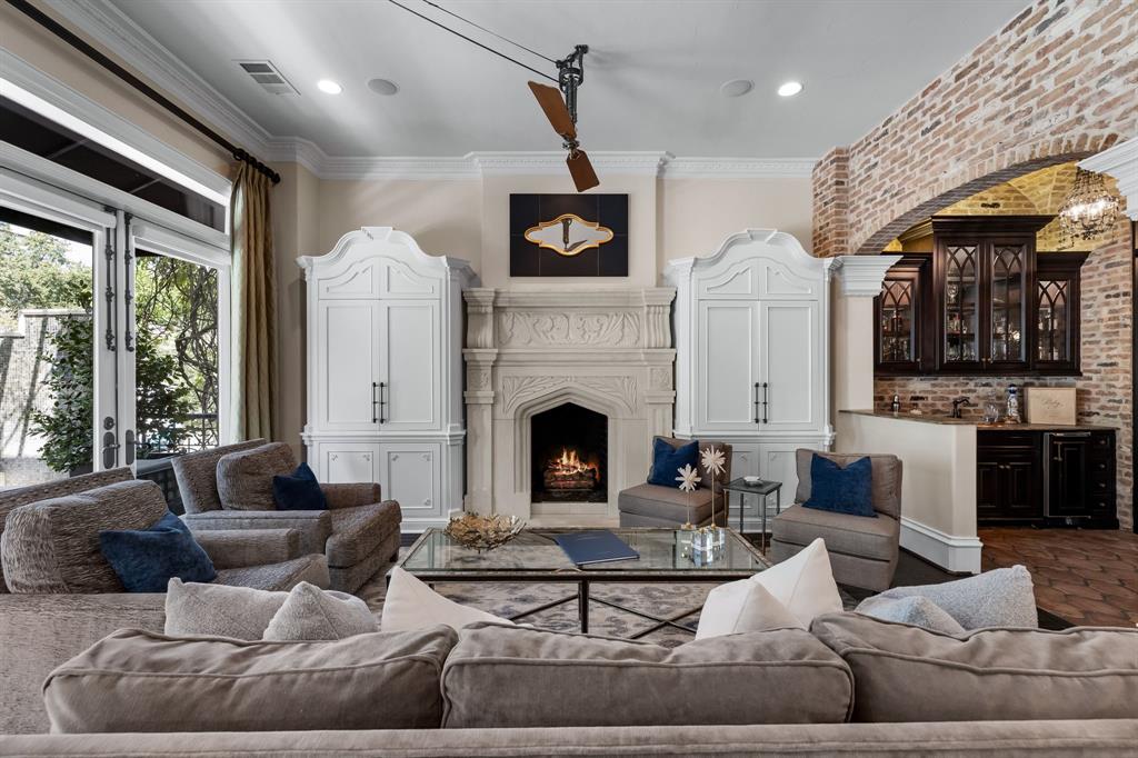 Brownstones 02 - Residential