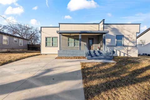 Property photo of 1207 E Russell Avenue, Carrollton, TX 75006