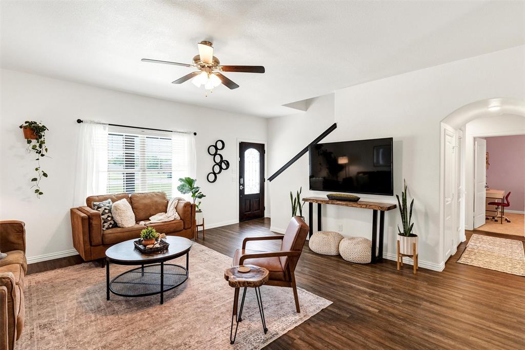 Decatur, Texas 76234, United States, 4 Bedrooms Bedrooms, ,2 BathroomsBathrooms,Residential,Active,121016