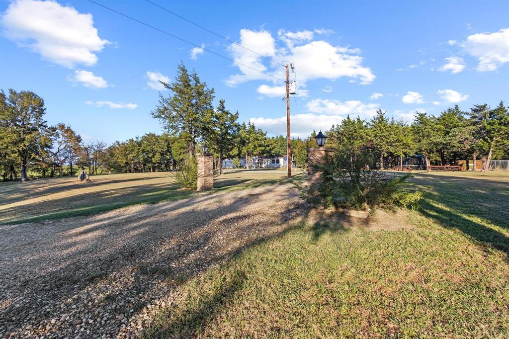 1232 County Road 2907