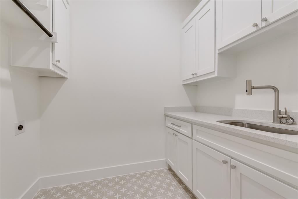 Richmond Hill - Residential