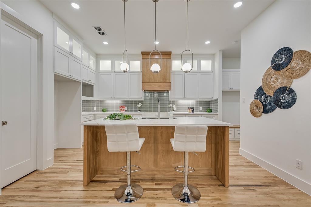 Richmond Hill - Residential